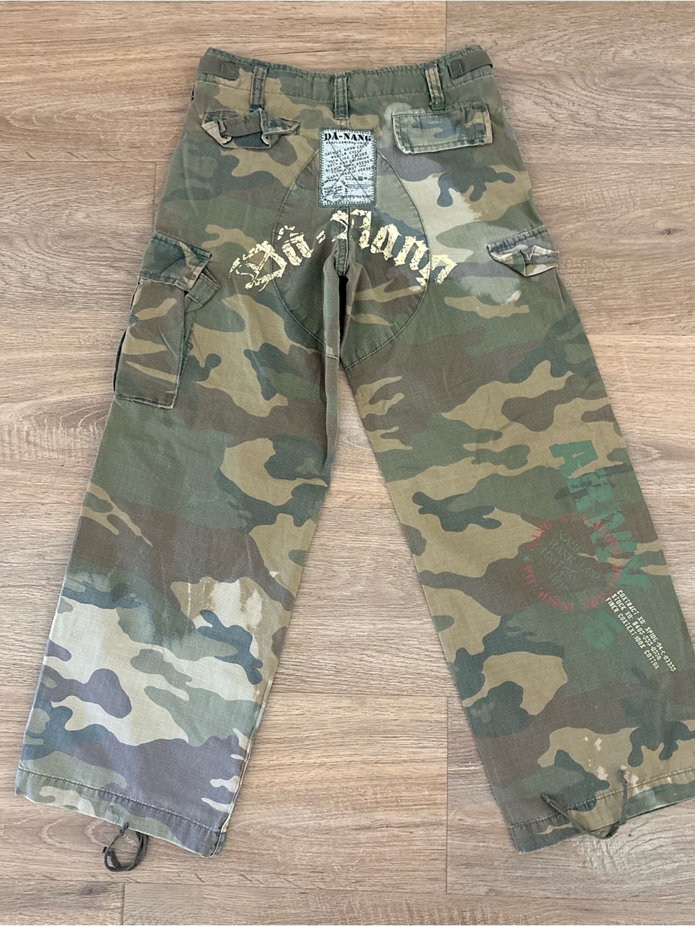 Da-Nang Camouflage Cargo Pants size small